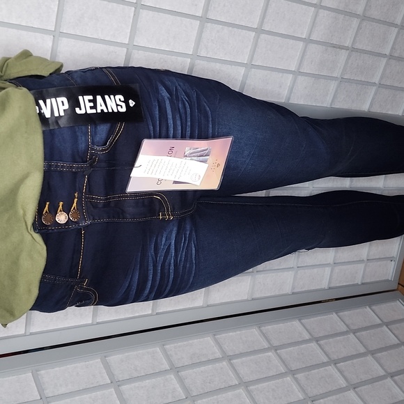 VIP Skinny jeans - Picture 2 of 9